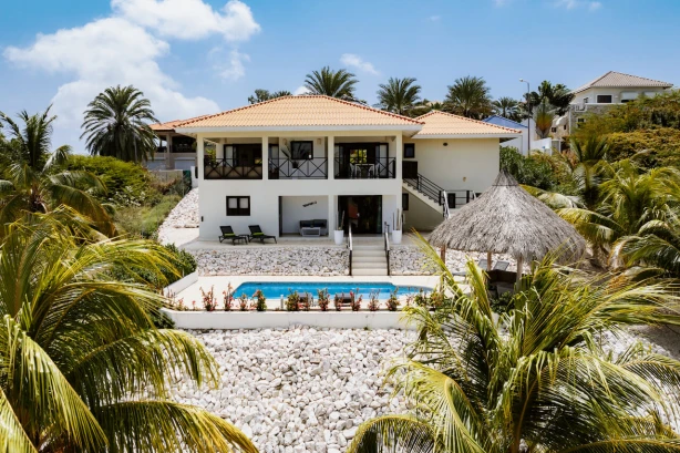 Villa Huren Curaçao | Jan Thiel | Boek Nu - Curacao Vakantiehuizen